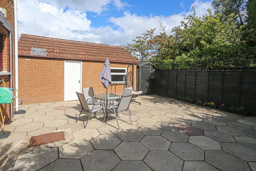 33 Sinclair Road