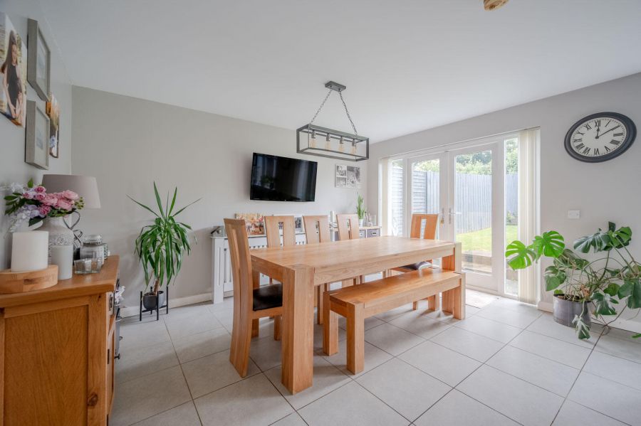 17 Shaftesbury Park