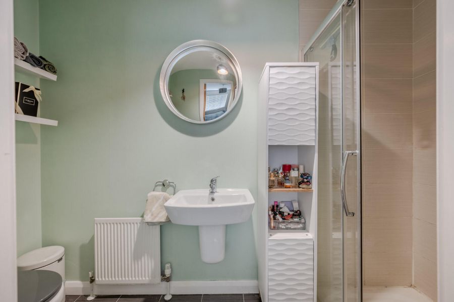 17 Shaftesbury Park