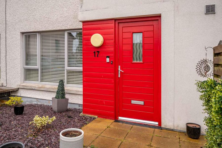 17 Shaftesbury Park