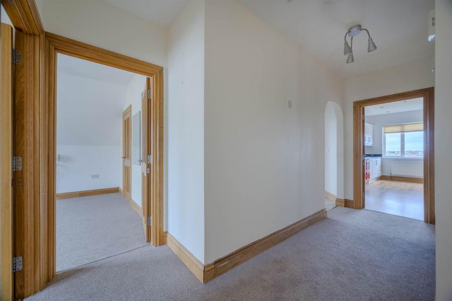 Flat 16, 4 Princetown Avenue