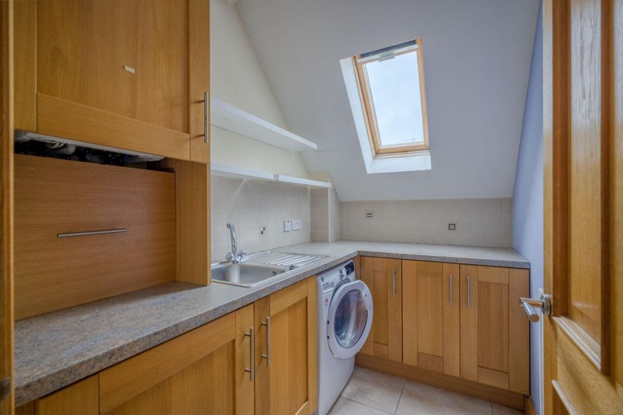 Flat 16, 4 Princetown Avenue