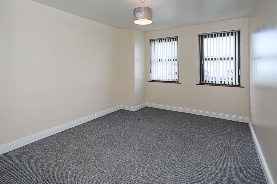 Flat 2 1A Inglewood Park