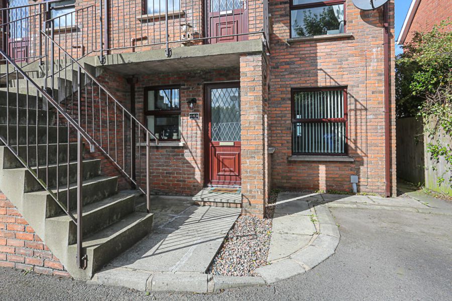 Flat 2 1A Inglewood Park