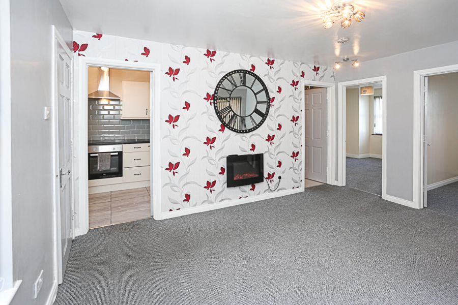 Flat 2 1A Inglewood Park