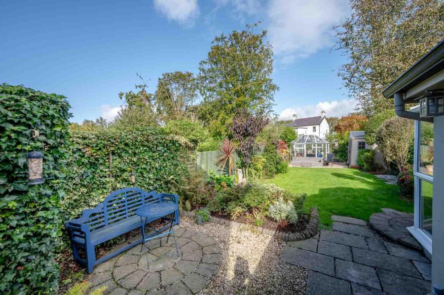 4 Ranfurly Avenue