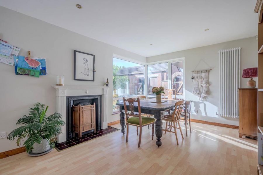 9 Regency Park