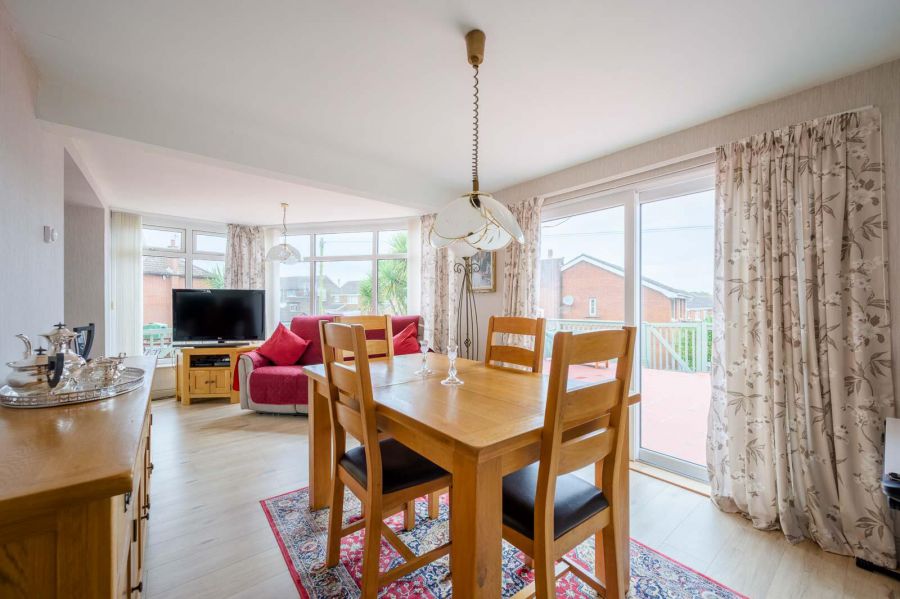 50 Cleland Park North