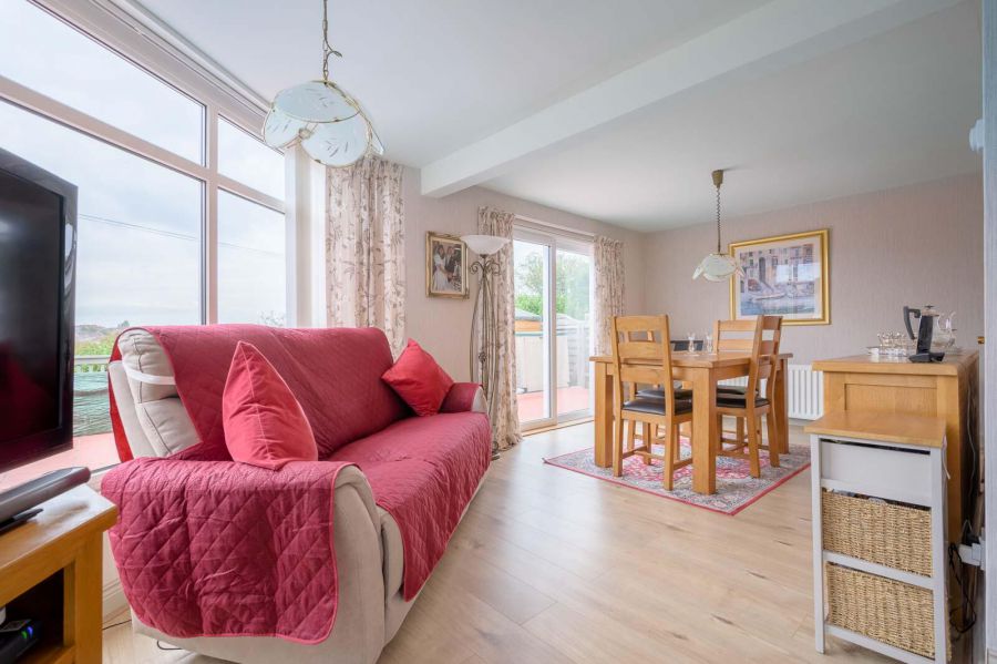 50 Cleland Park North