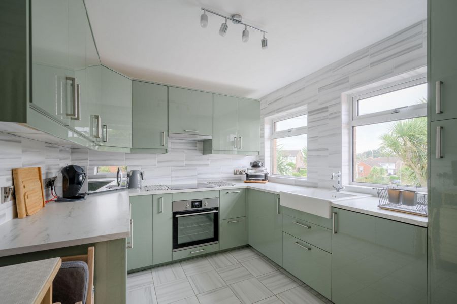 50 Cleland Park North