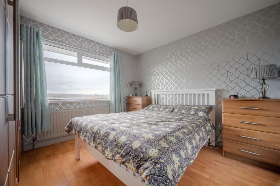 50 Cleland Park North