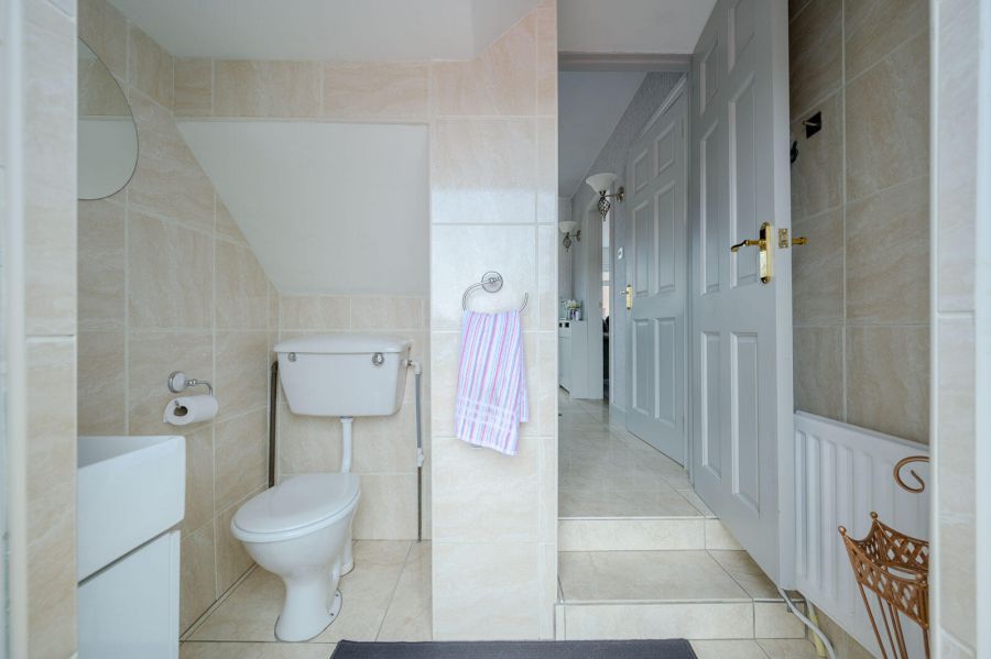 50 Cleland Park North