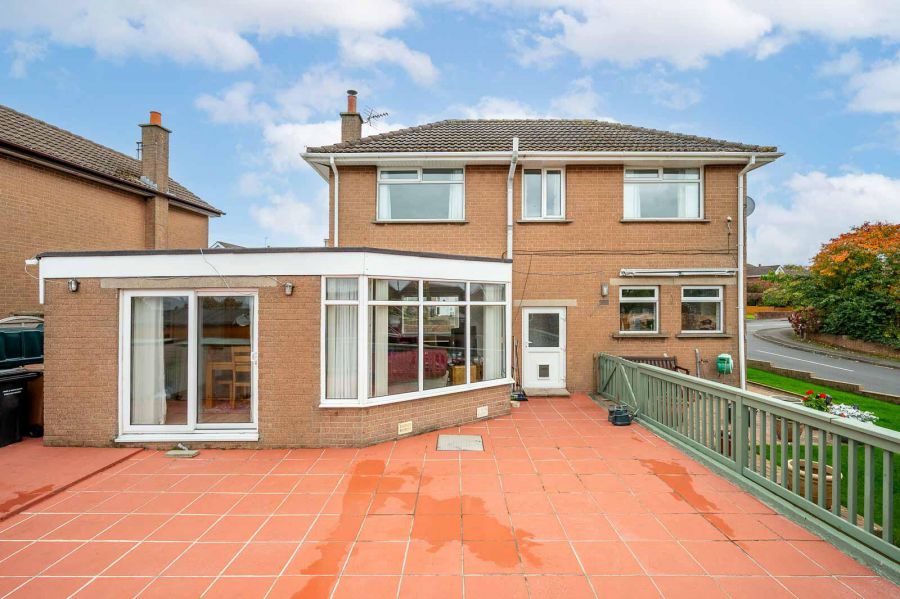 50 Cleland Park North