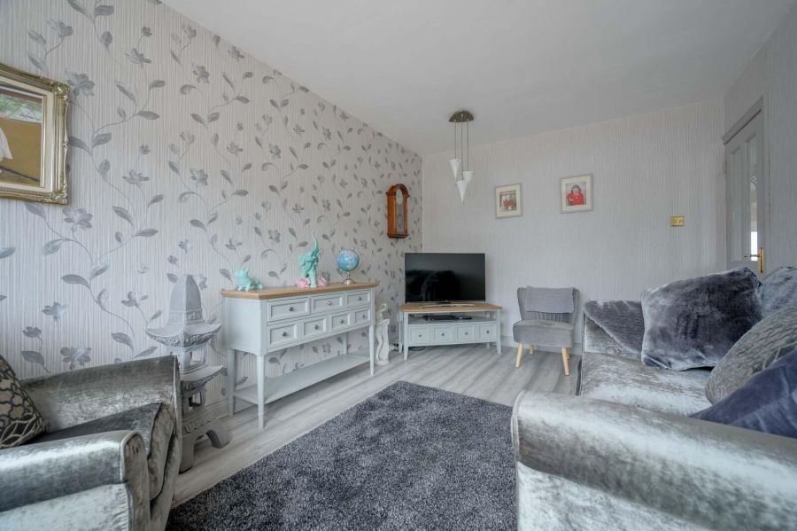 50 Cleland Park North