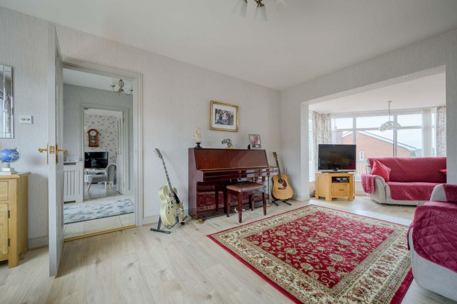 50 Cleland Park North