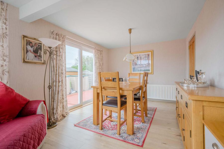 50 Cleland Park North