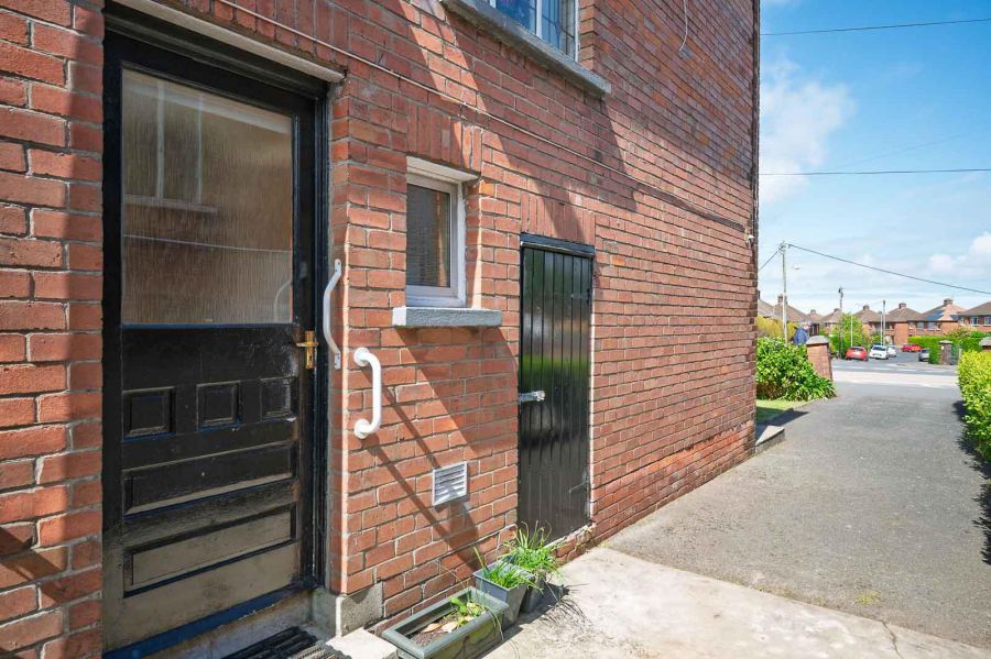 13 Crawfordsburn Road