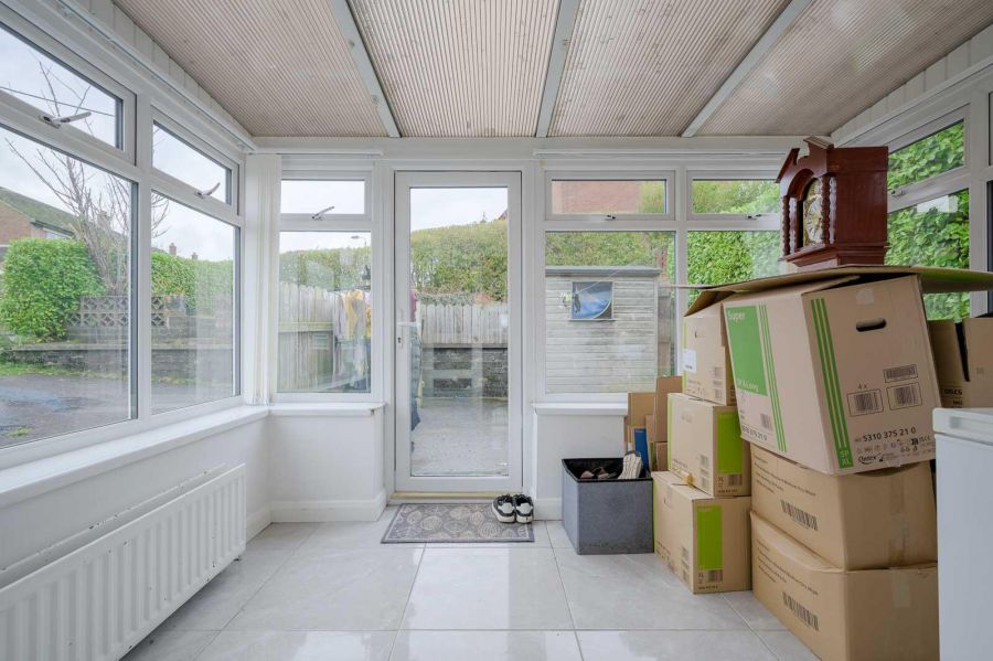 8 Silverstream Crescent