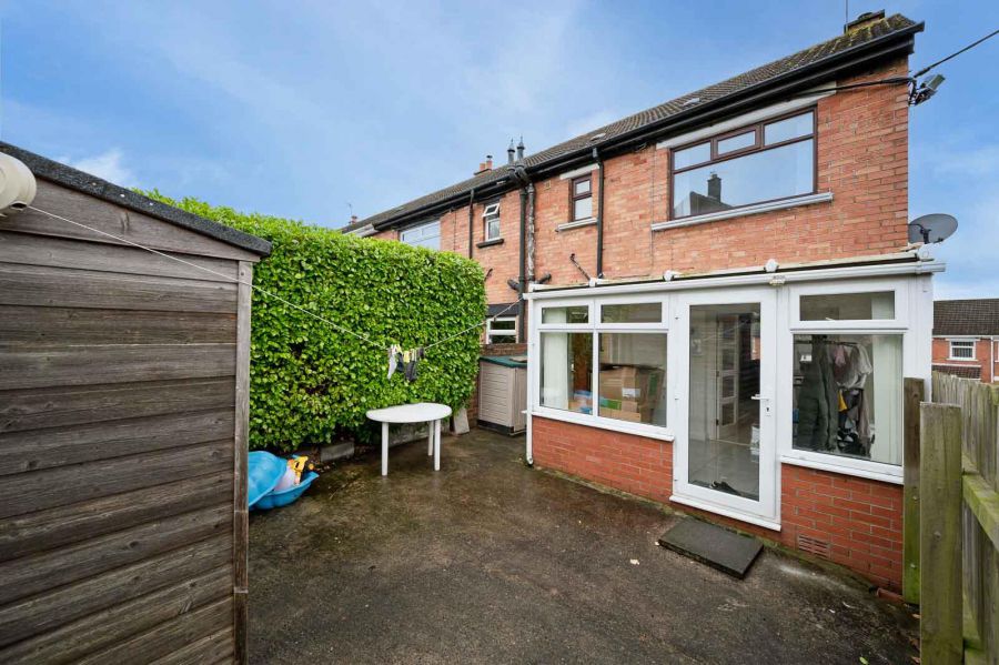 8 Silverstream Crescent