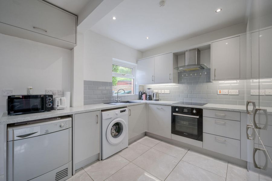 8 Silverstream Crescent