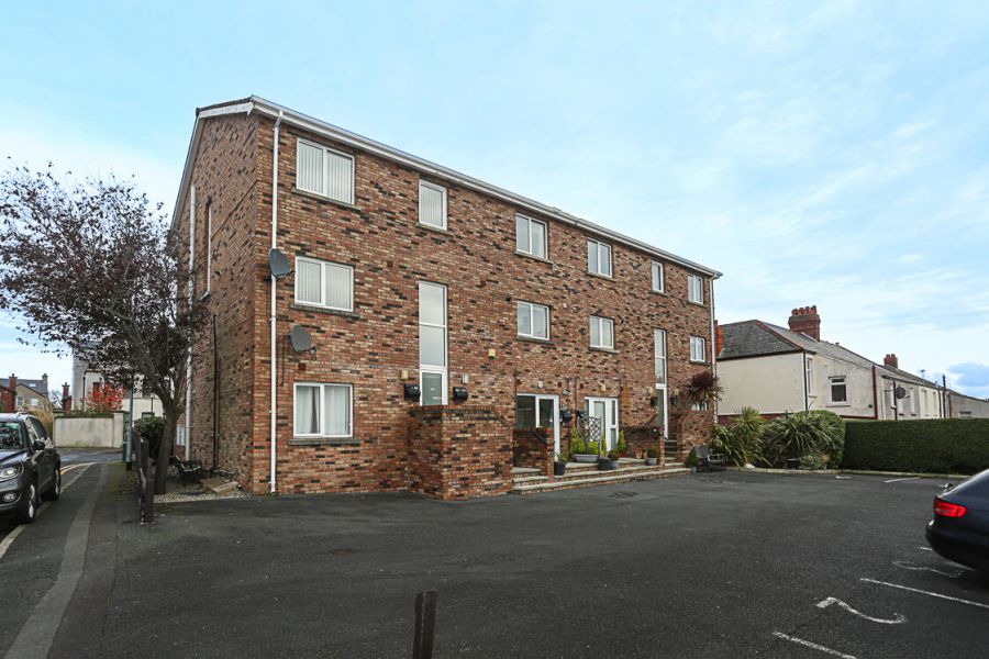 The Cedars 53 Bryansburn Road