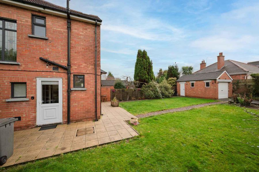 15 Crawfordsburn Road