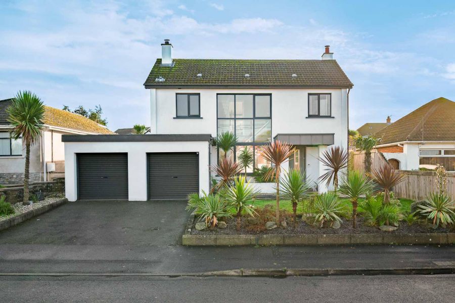 22 Towerview Crescent