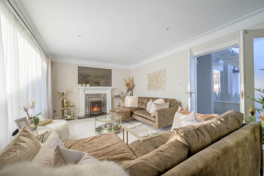 22 Towerview Crescent