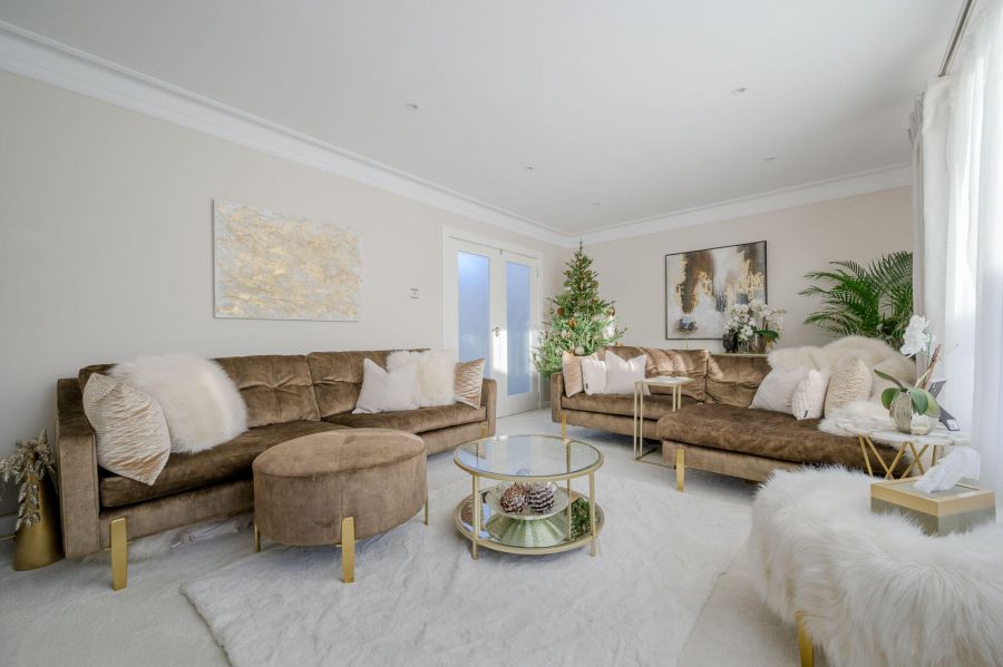 22 Towerview Crescent