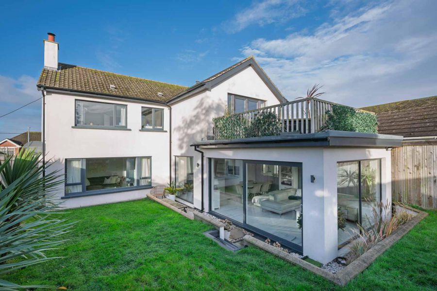 22 Towerview Crescent