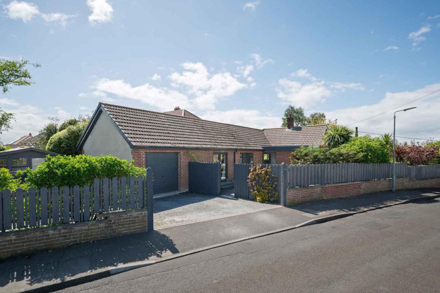 4 Grange Avenue