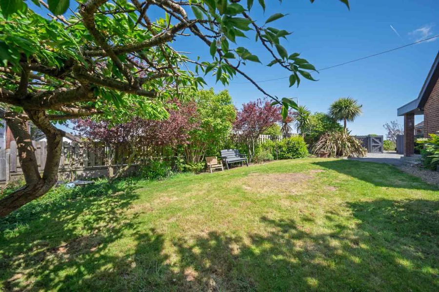 4 Grange Avenue