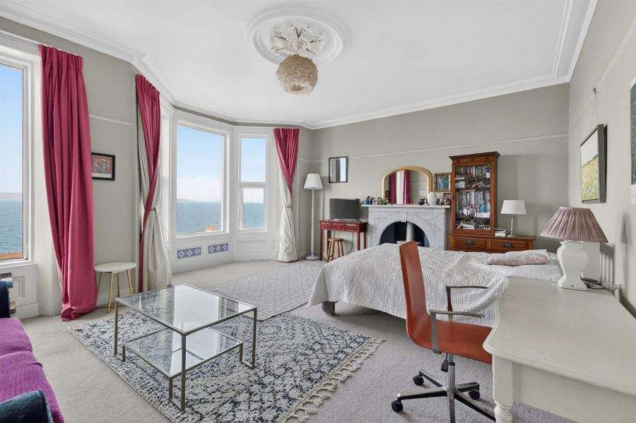 3 Carisbrooke Terrace