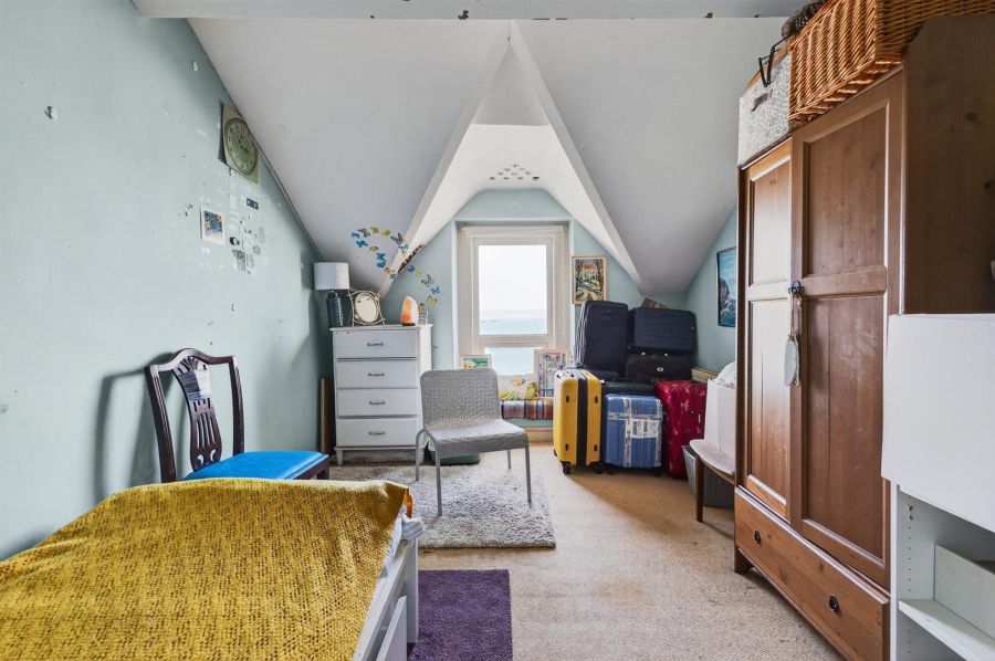 3 Carisbrooke Terrace