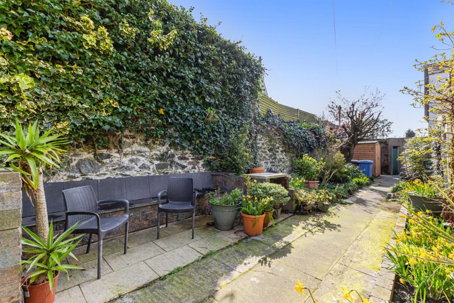 3 Carisbrooke Terrace