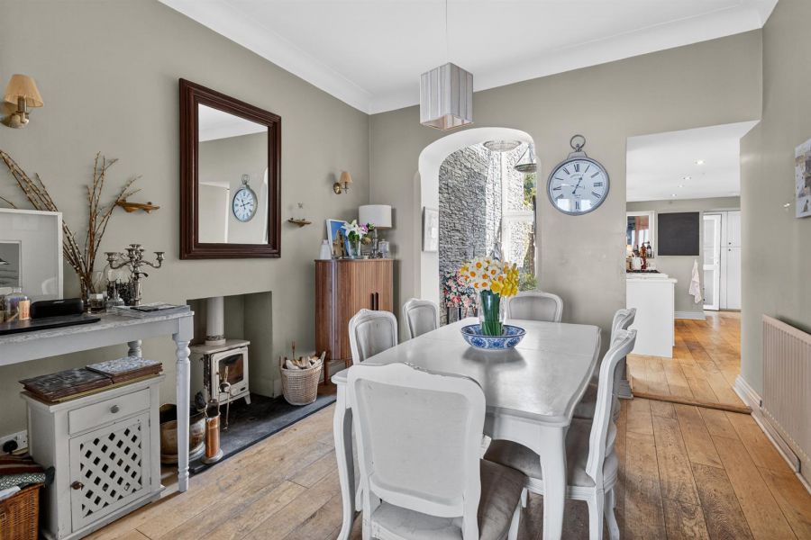 3 Carisbrooke Terrace