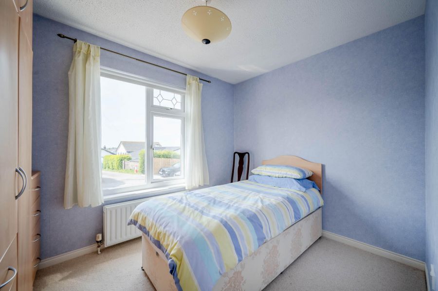 12A Andrews Shorefield