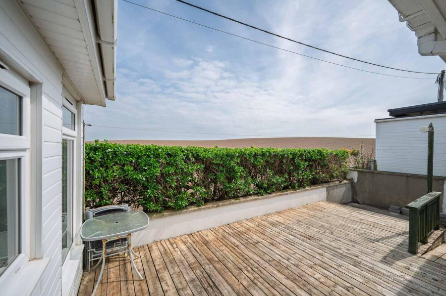 12A Andrews Shorefield