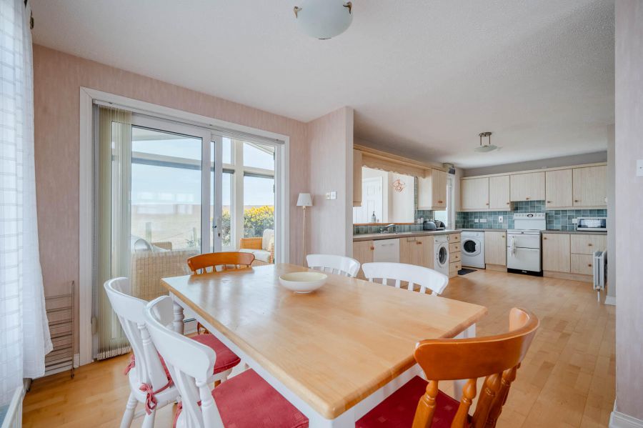 12A Andrews Shorefield