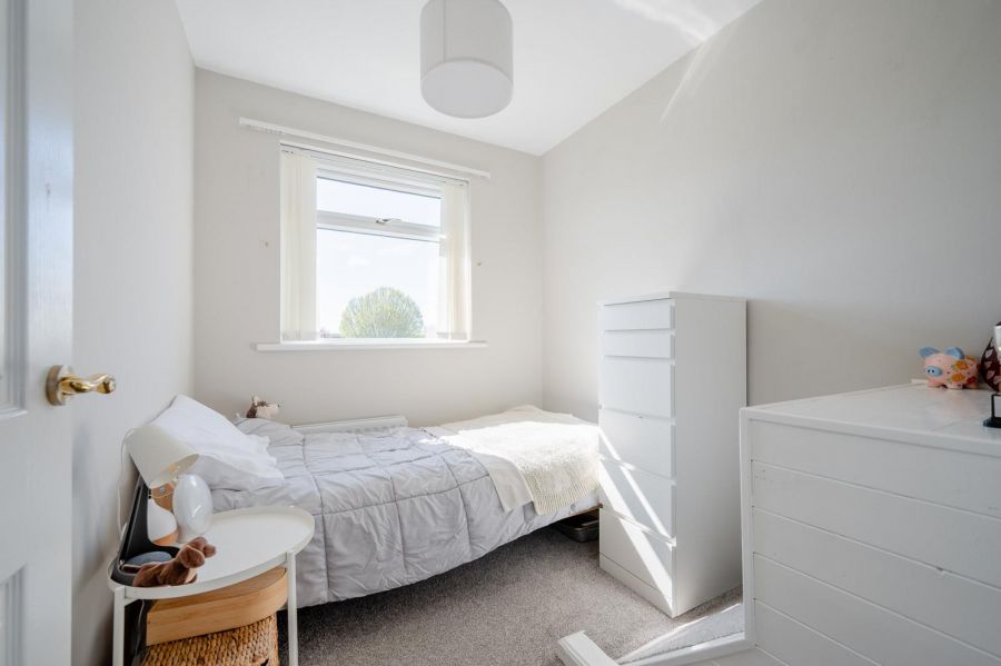 119 Towerview Crescent