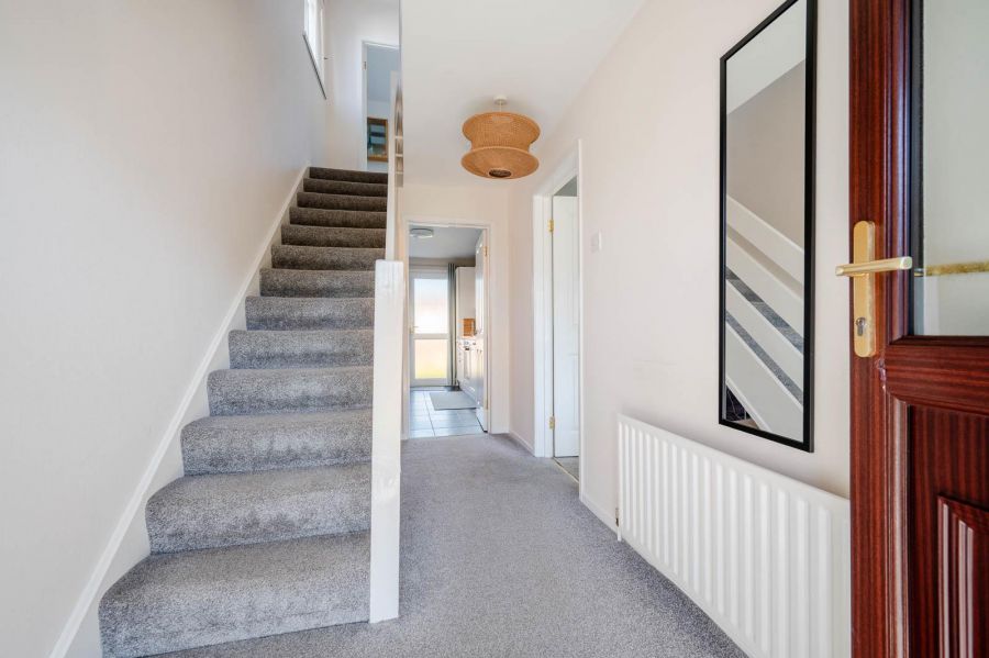 119 Towerview Crescent