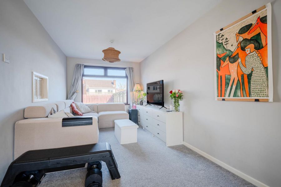 119 Towerview Crescent