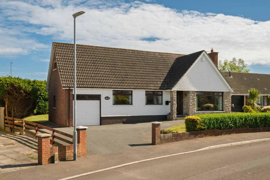 16 Cotswold Drive