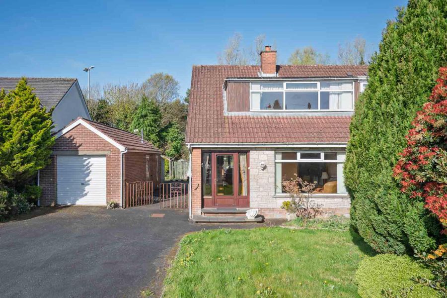 64 Lynne Crescent