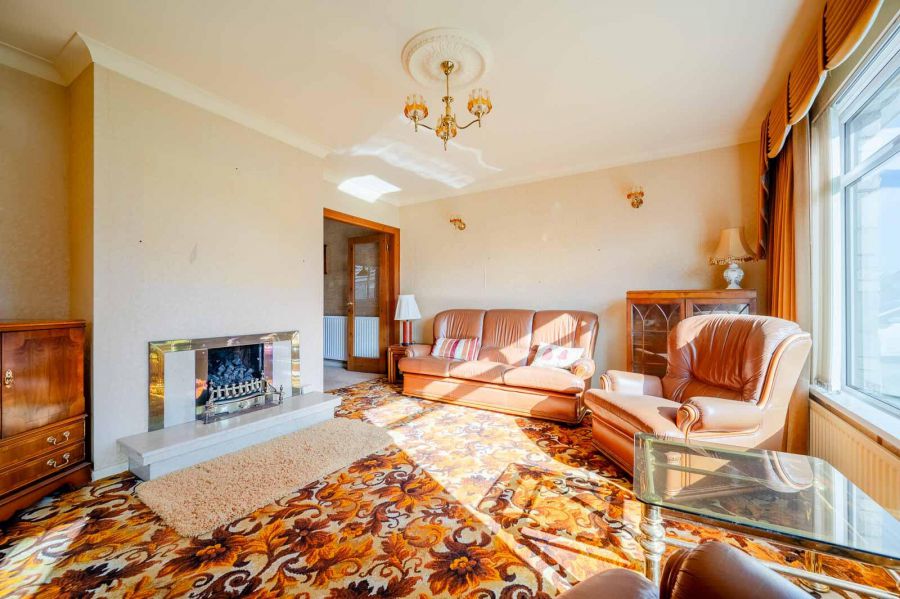 64 Lynne Crescent