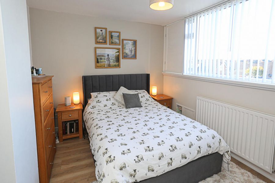 9 Lynne Crescent