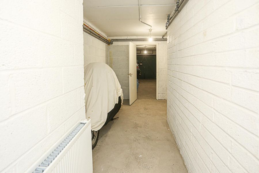 4 Abbey Court