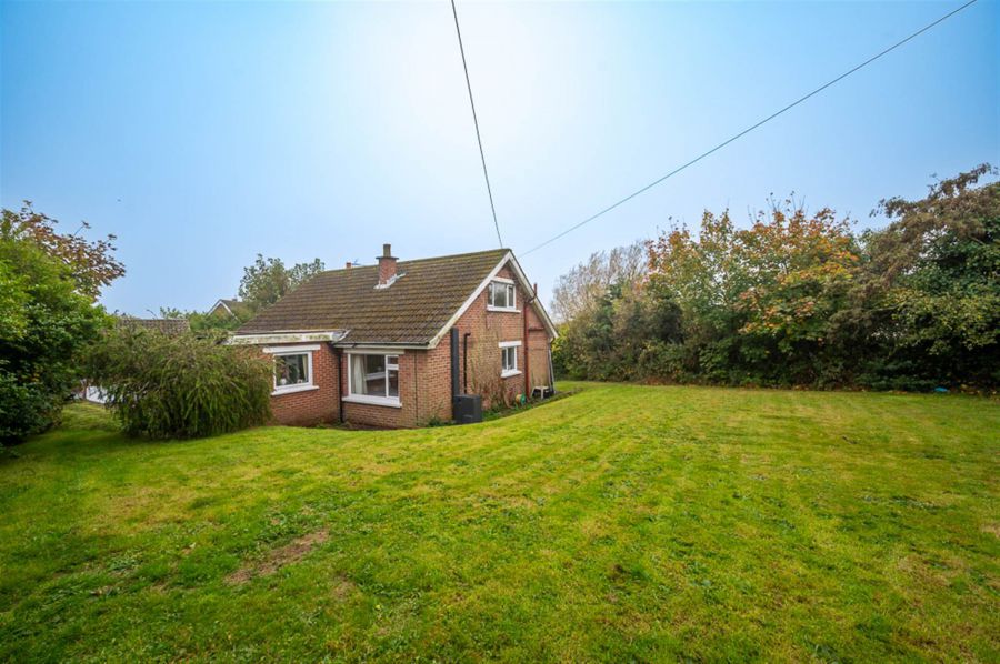 20 Ballymaconnell Road South