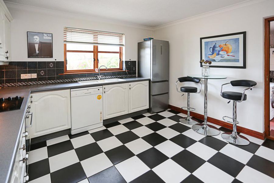1 Lord Wardens Crescent