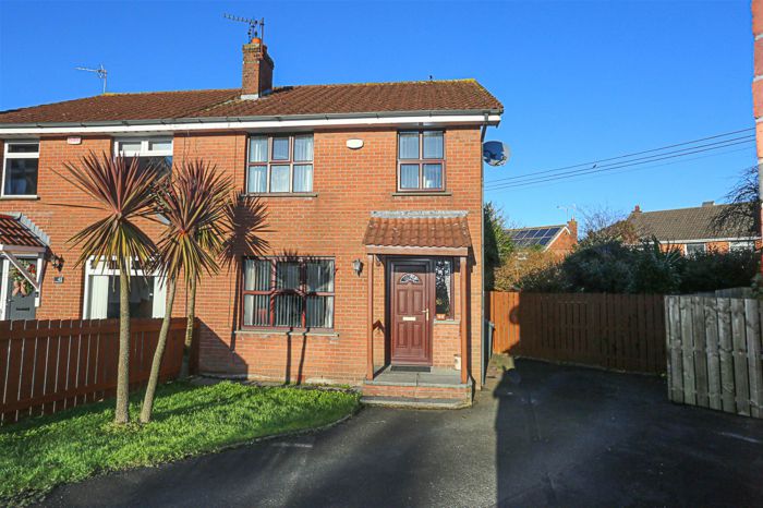 40 Drumglass Avenue, bangor, BT20 3HA